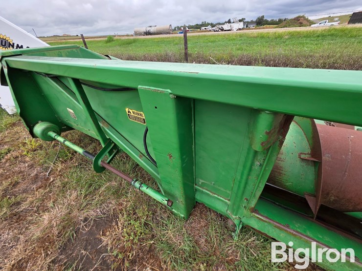 john-deere-853-image-12