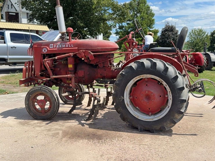 farmall-super-a-image-7