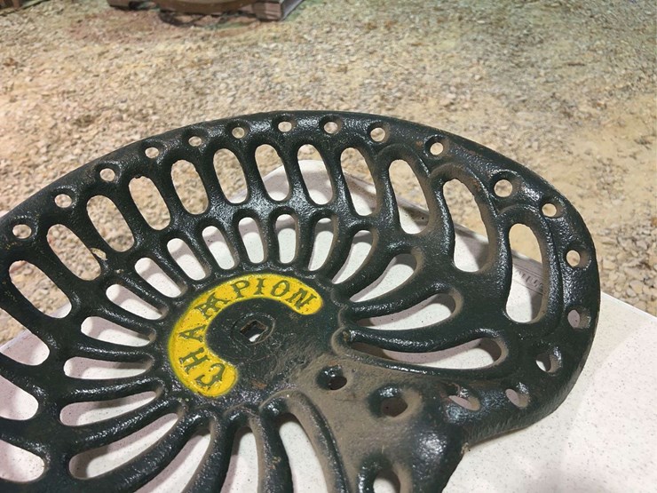 (3)-cast-iron-seats-image-14