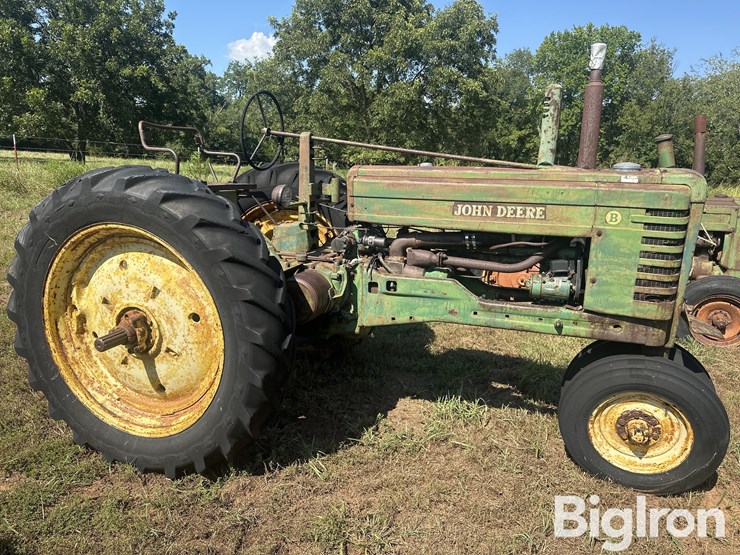 john-deere-b-image-8