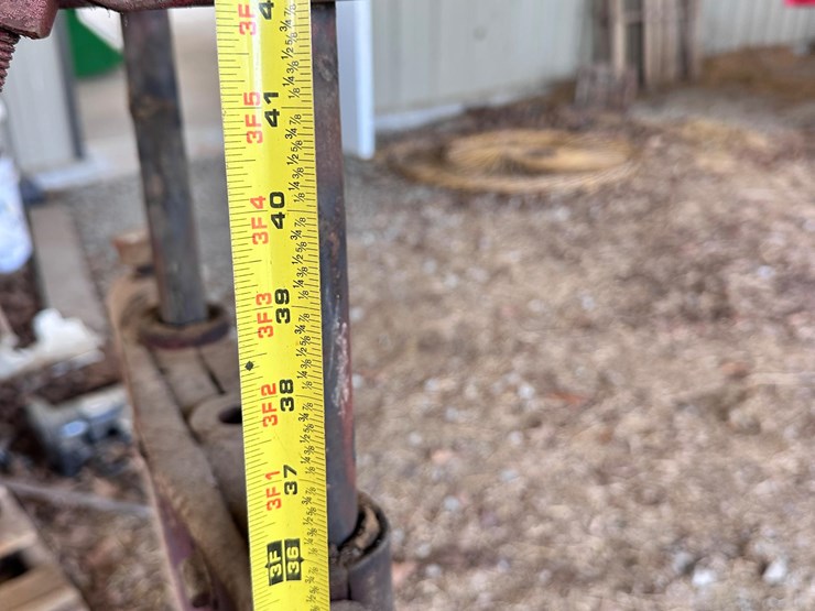 dempster-antique-belt-driven-well-pump-image-10