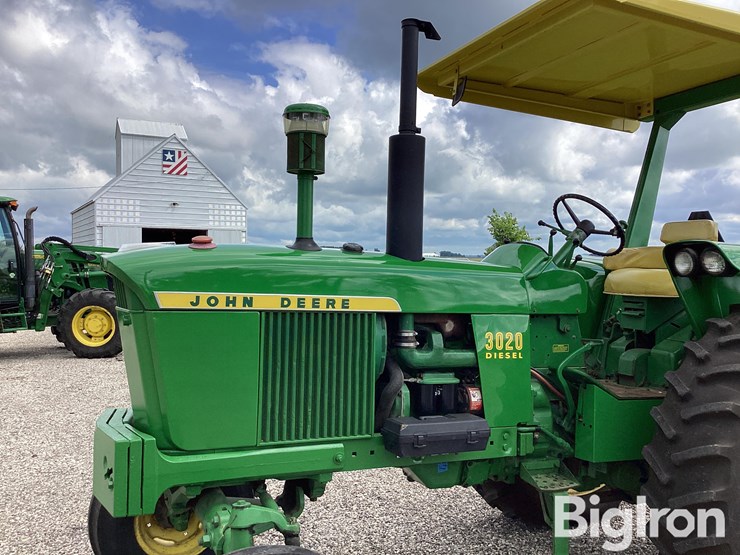 1965-john-deere-3020-image-9