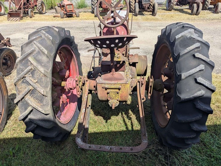 farmall-f-14-image-4