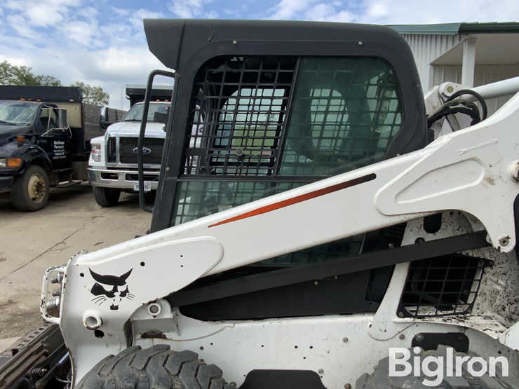 2014-bobcat-s590-image-16