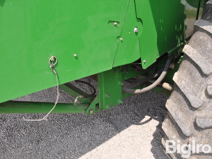 2005-john-deere-9660-sts-image-16