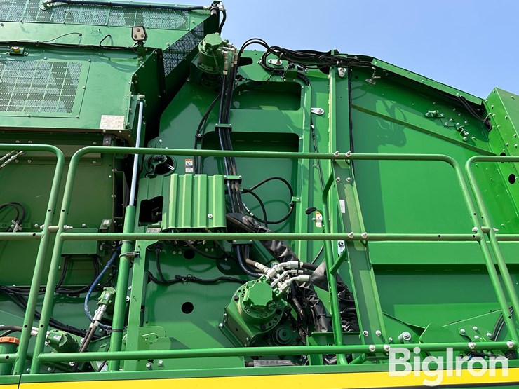 2022-john-deere-cs770-cotton-stripper-image-13