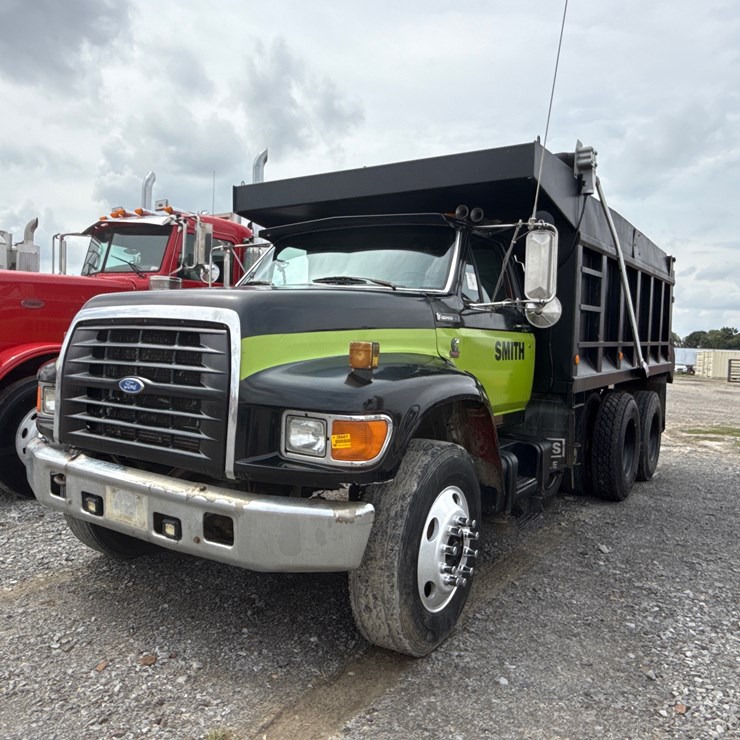 1996 FORD FT900