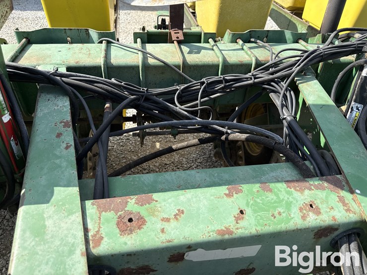 john-deere-7200-image-19