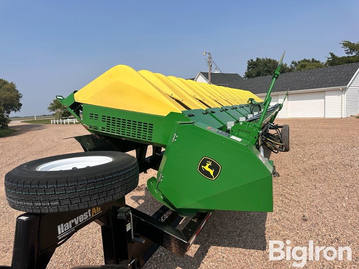 2022-john-deere-sh12r-12r-cotton-stripper-header-w/harvest-ag-trailer-image-6