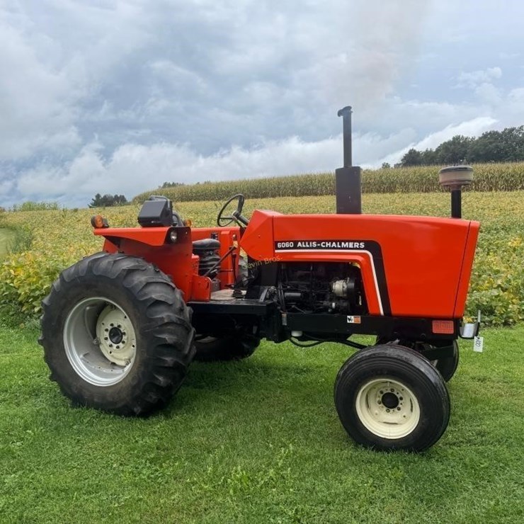 1983 Allis Chalmers 6060 Tractor