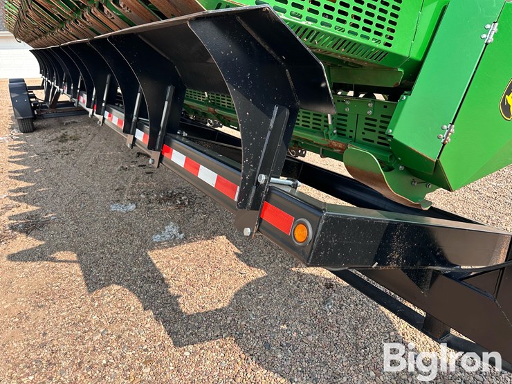 2022-john-deere-sh12r-12r-cotton-stripper-header-w/harvest-ag-trailer-image-18