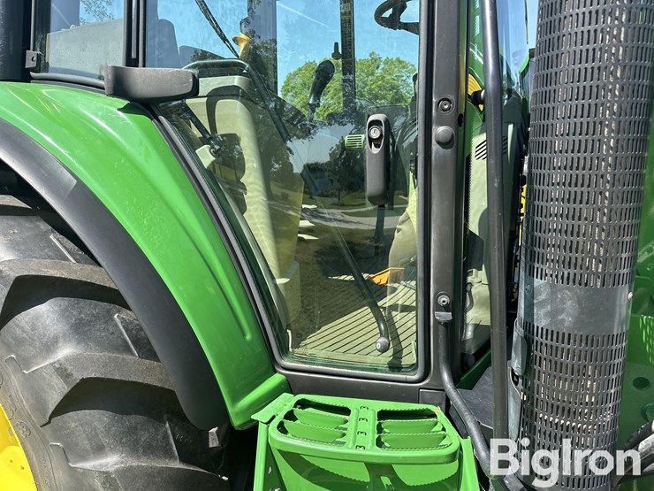 2014-john-deere-6115m-image-17