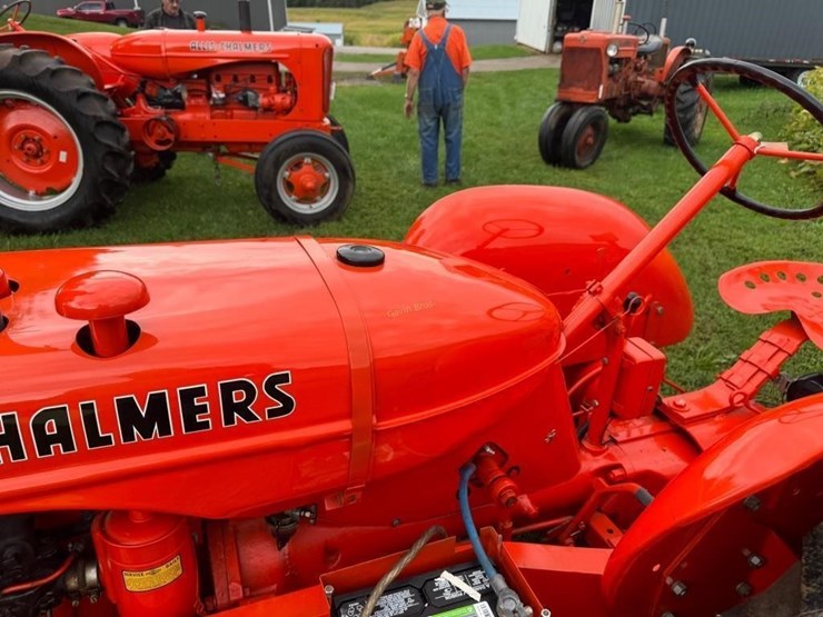1949-allis-chalmers-ib-tractor-image-10