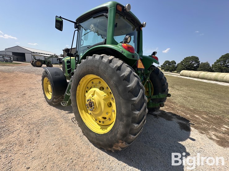 john-deere-7230-premium-image-7