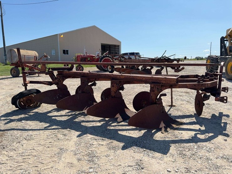 4-bottom-plow-image-6