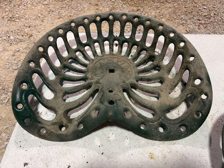 (3)-cast-iron-seats-image-2