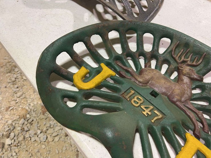 (3)-cast-iron-seats-image-6