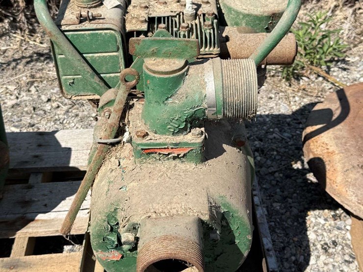 group-of-homelite-self-priming-gas-pumps-image-14