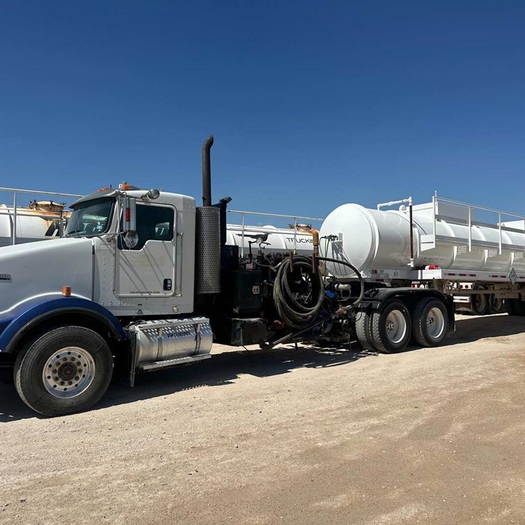 2011 KENWORTH T800