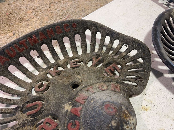 (3)-cast-iron-seats-image-4
