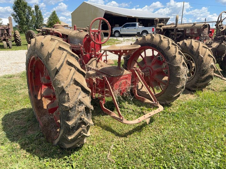 farmall-f-12-image-6