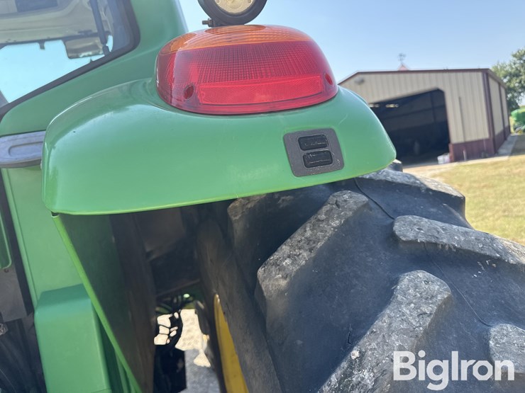 john-deere-7230-premium-image-11