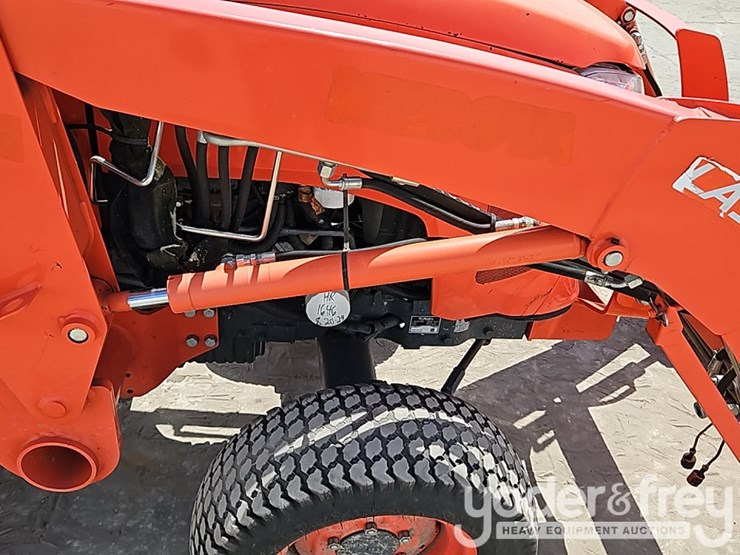 2019-kubota-l3901-image-10