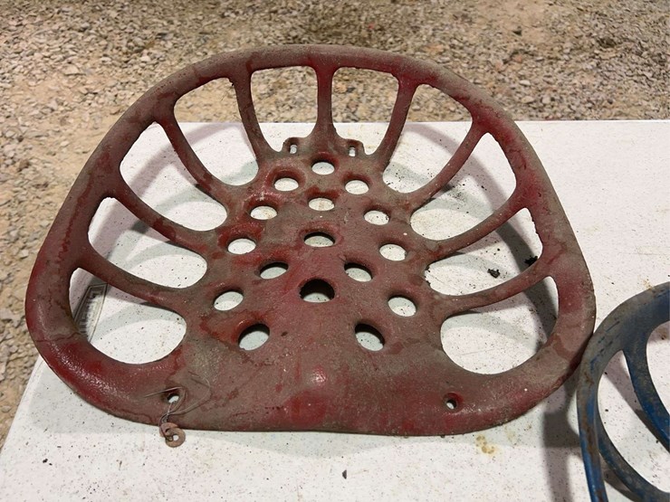 (3)-cast-iron-seats-image-2