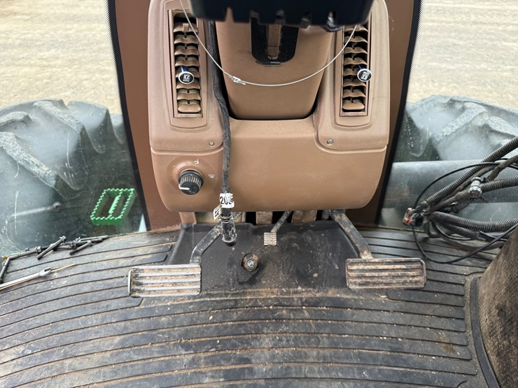 2005-john-deere-9220-image-72