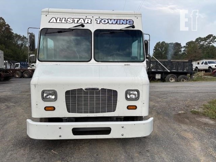 ldv-step-van-tool-truck-image-2