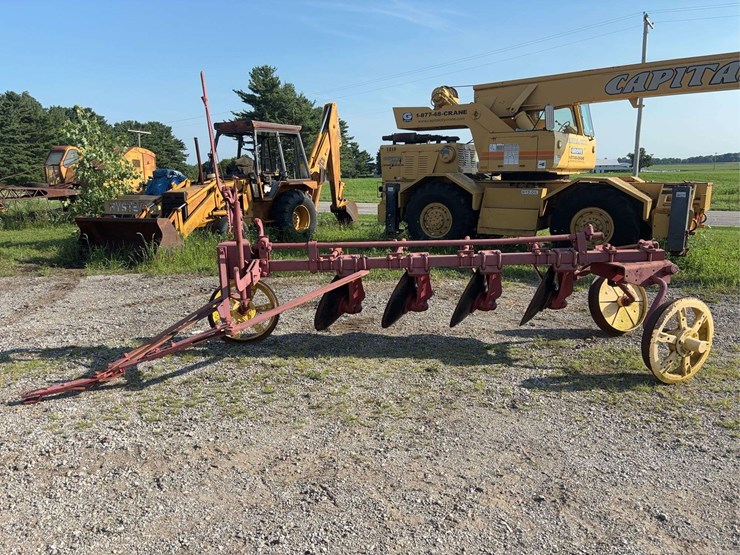 minneapolis-moline-disc-plow-image-2