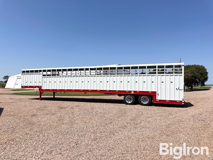 2017-neville-built-53’-t/a-ground-load-livestock-trailer-image-8