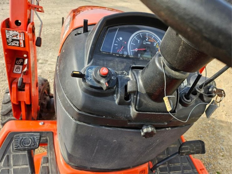 kubota-bx2380-image-36