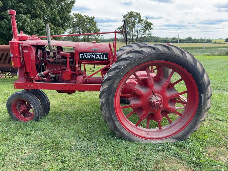 farmall-f-14-image-11
