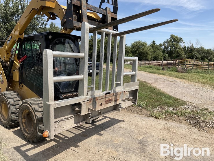 peterbilt-389-image-7
