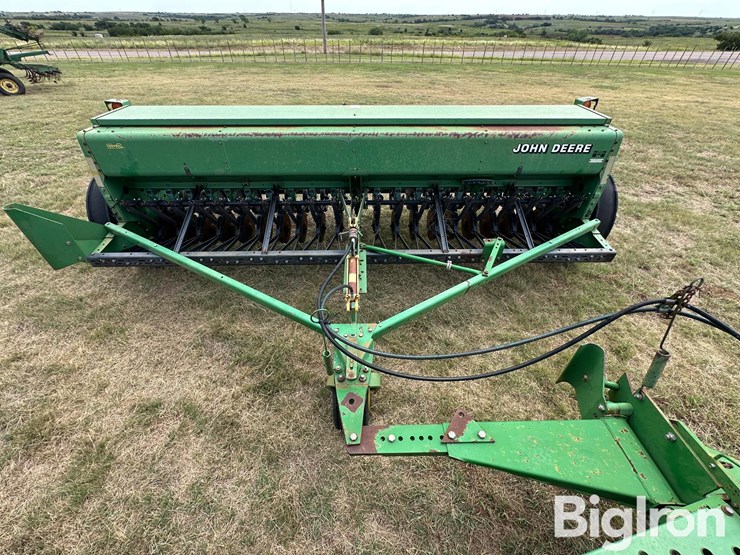 john-deere-450-image-9