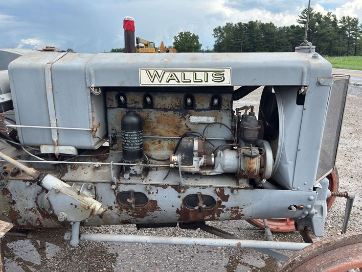 wallis-20-30-tractor-image-18