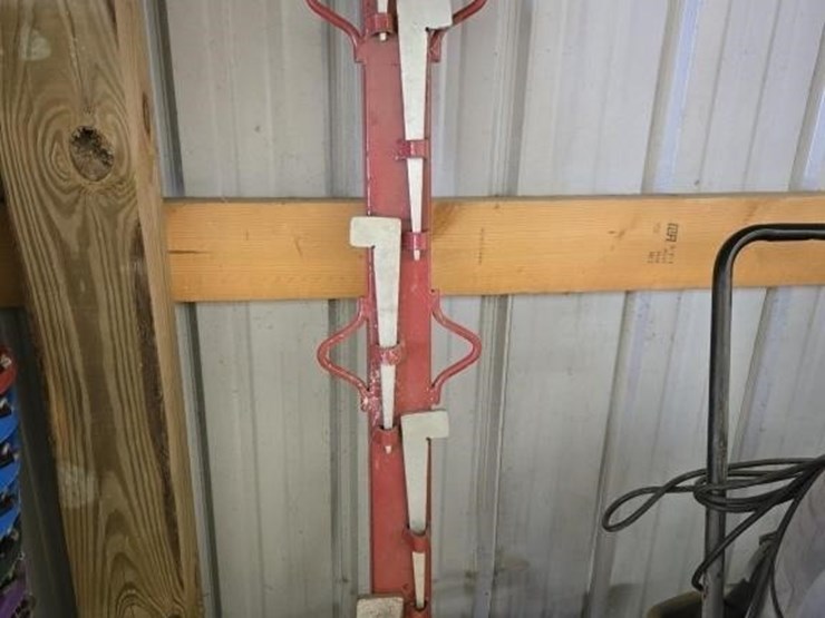 fence-stretcher-bar.-fence-roller-and-rolling-meas-image-1