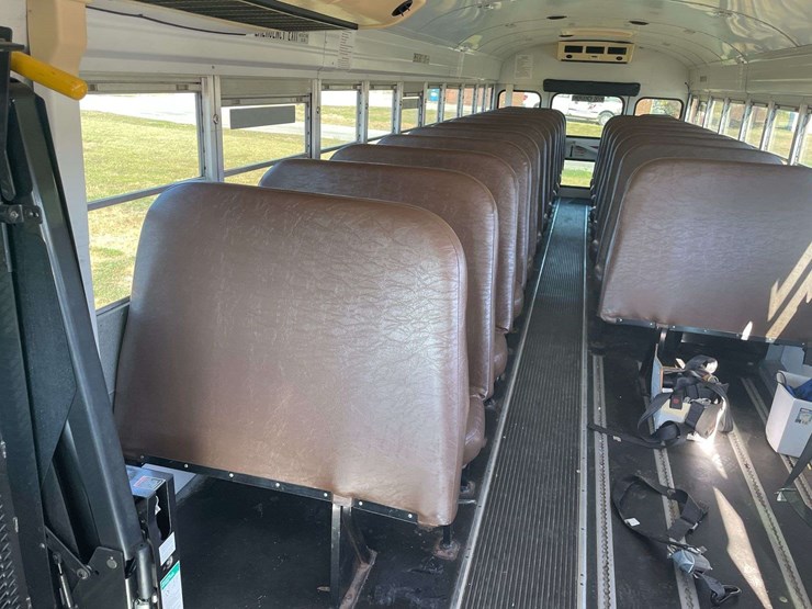 2002-bluebird-school-bus-image-68
