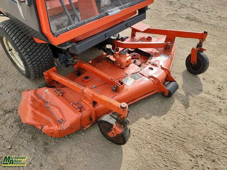 kubota-f2000-image-27