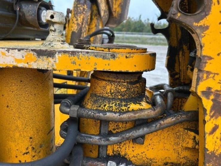 1994-jcb-214-image-50