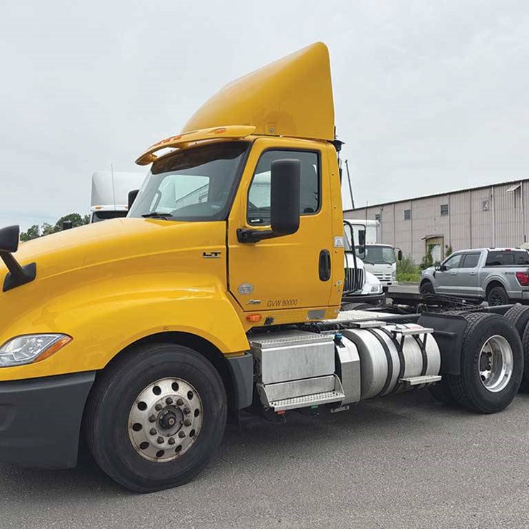 2019 INTERNATIONAL LT