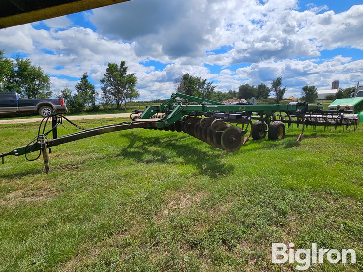 john-deere-510-image-1