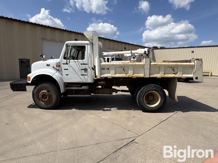 1997-international-4800-image-8