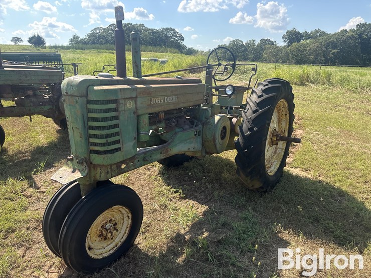 john-deere-b-image-3