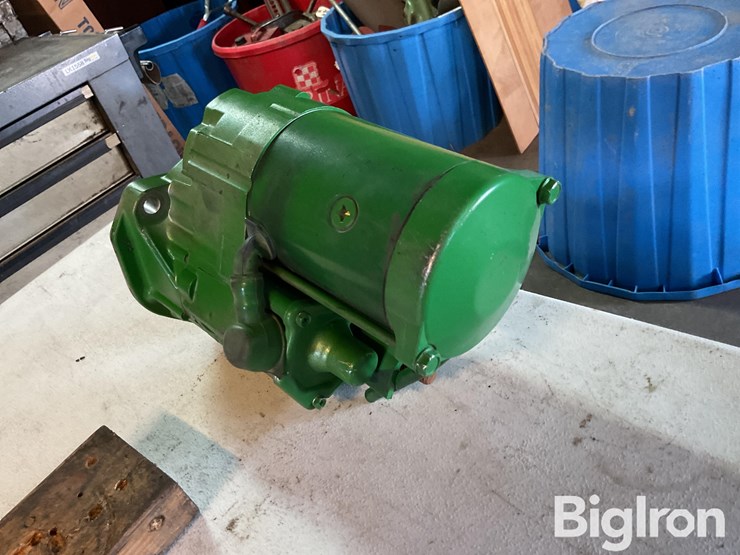 john-deere-12-image-12