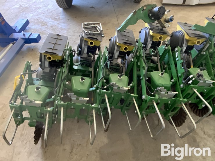 john-deere-5-image-18