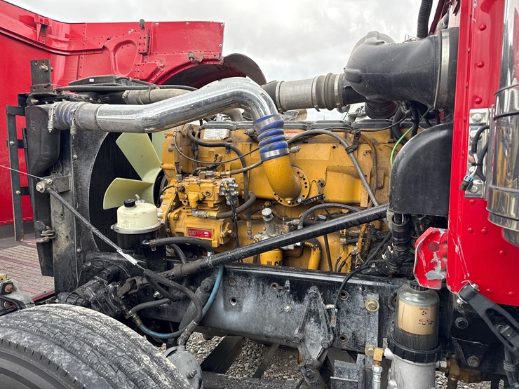 2014-peterbilt-389-image-52