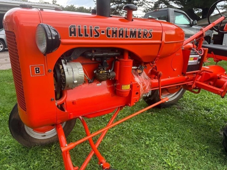 1950-allis-chalmers-b-tractor-image-12