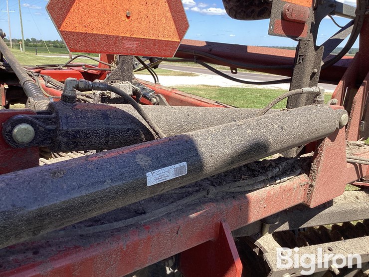 2016-case-ih-2016-image-17